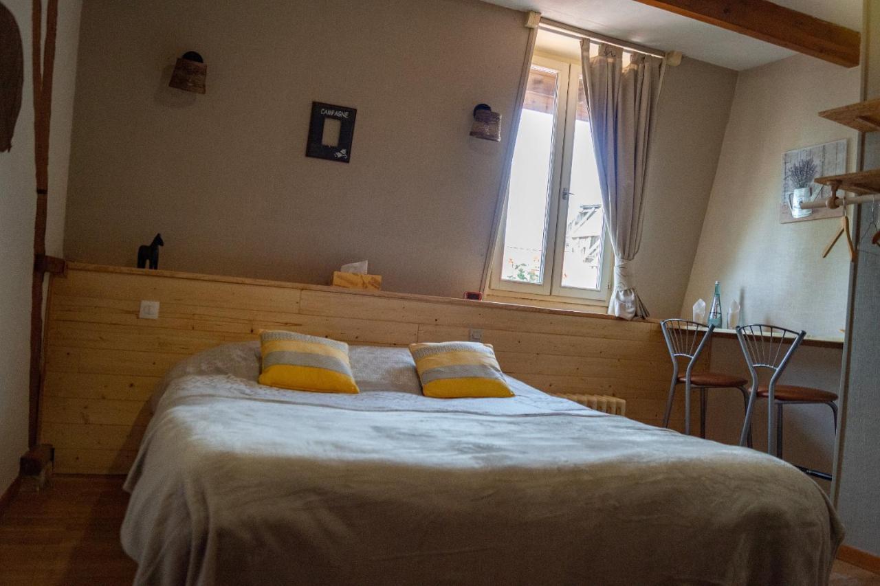 Au Cheval Noir Bed and Breakfast Quaëdypre Eksteriør billede